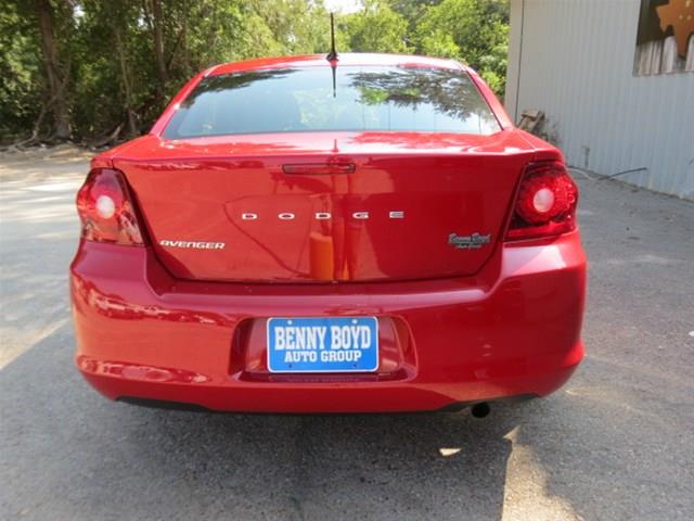 Dodge Avenger Unknown Sedan