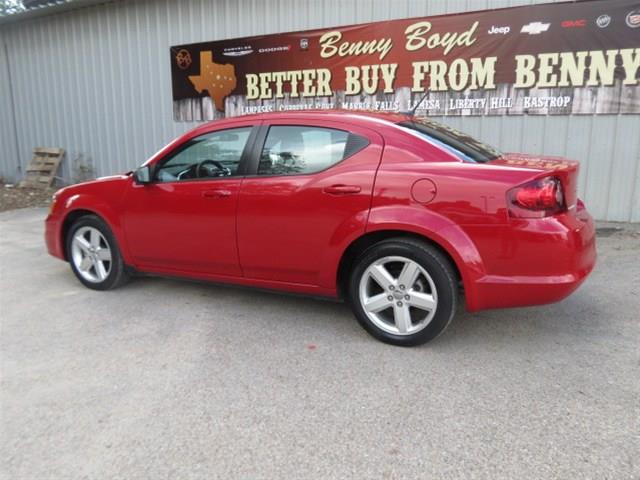 Dodge Avenger 2013 photo 2