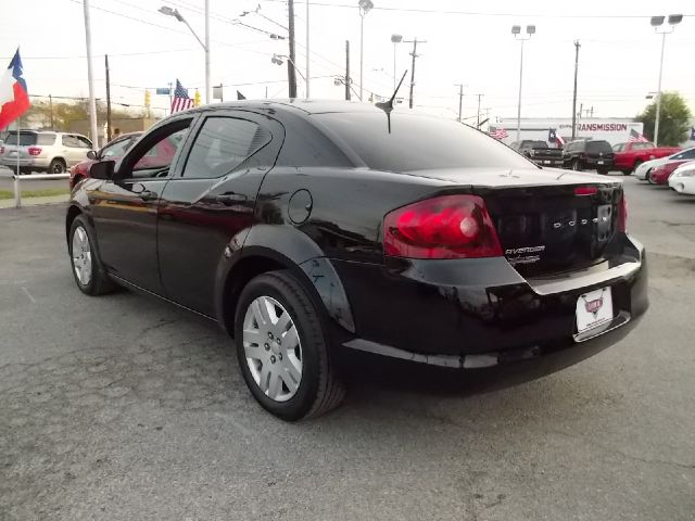 Dodge Avenger 2013 photo 2