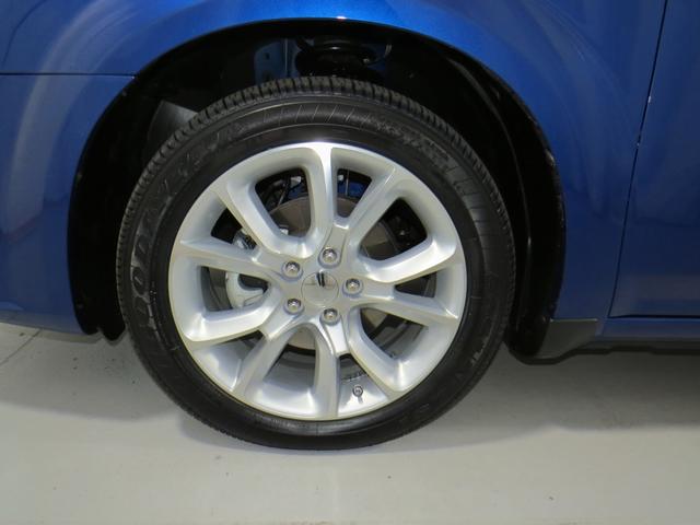 Dodge Avenger 2013 photo 2