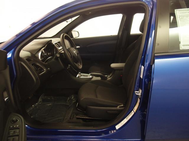 Dodge Avenger 2014 photo 4