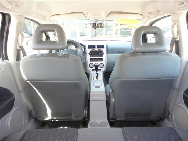 Dodge Caliber 2007 photo 9