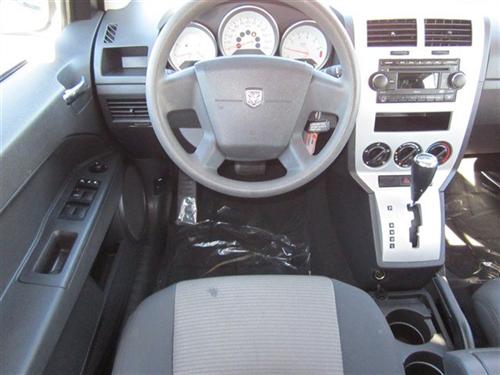 Dodge Caliber 2008 photo 2