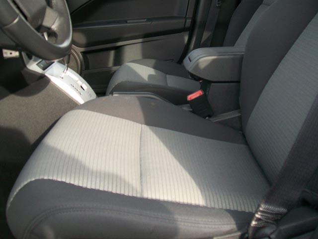 Dodge Caliber 2008 photo 2