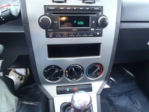 Dodge Caliber 4WD Reg 126.8 4.7L V8 (natl) 4x4 Other