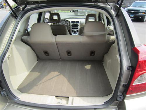 Dodge Caliber 2008 photo 4