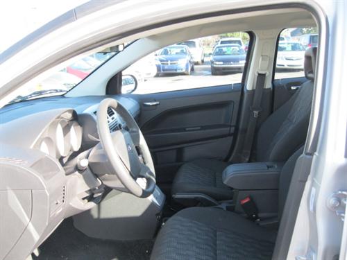 Dodge Caliber 2008 photo 3