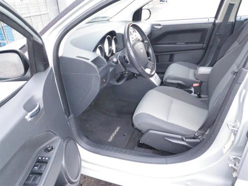 Dodge Caliber 2008 photo 2