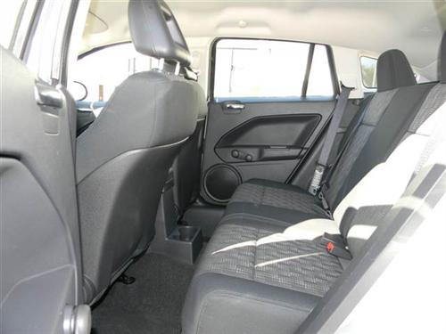 Dodge Caliber 2008 photo 4