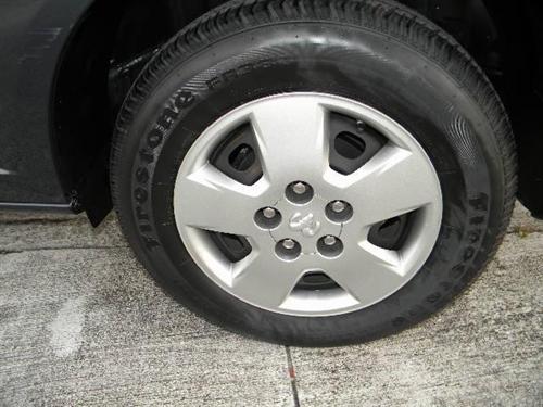 Dodge Caliber 2008 photo 2