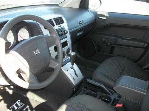 Dodge Caliber 2008 photo 3