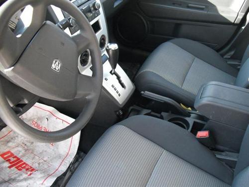 Dodge Caliber 2009 photo 2
