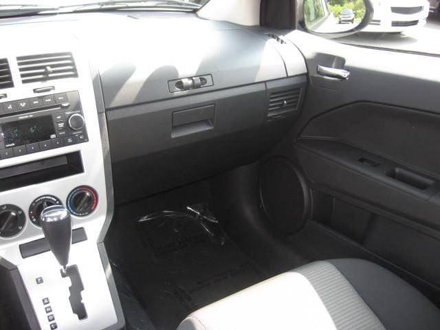 Dodge Caliber 2009 photo 4