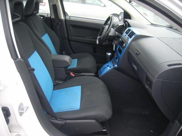 Dodge Caliber 2009 photo 4