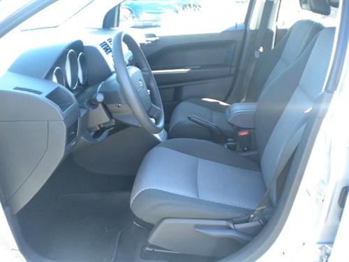 Dodge Caliber 2009 photo 4