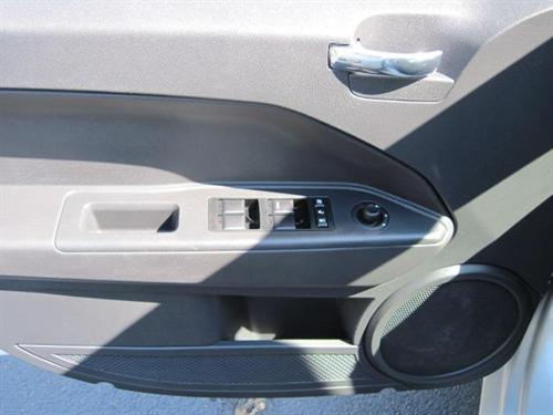 Dodge Caliber 2009 photo 4