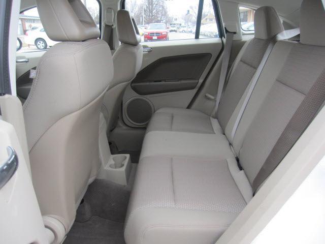 Dodge Caliber 2009 photo 3