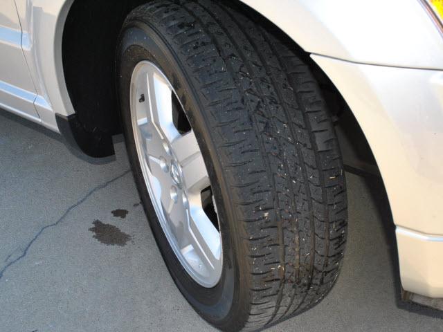 Dodge Caliber 2009 photo 2