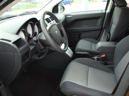 Dodge Caliber 2009 photo 2