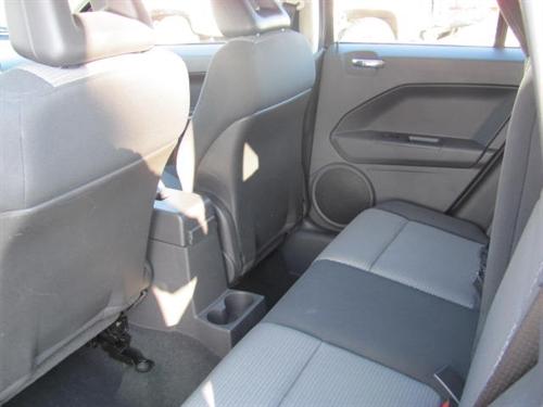 Dodge Caliber 2009 photo 2