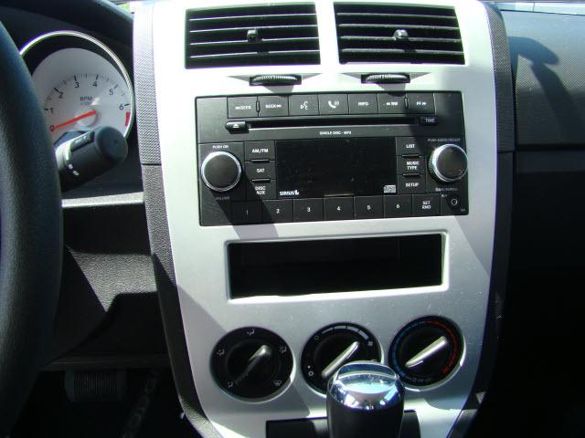 Dodge Caliber 2009 photo 3