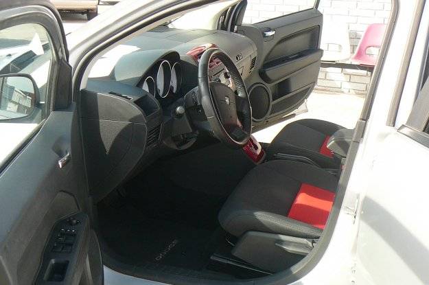 Dodge Caliber 2009 photo 2