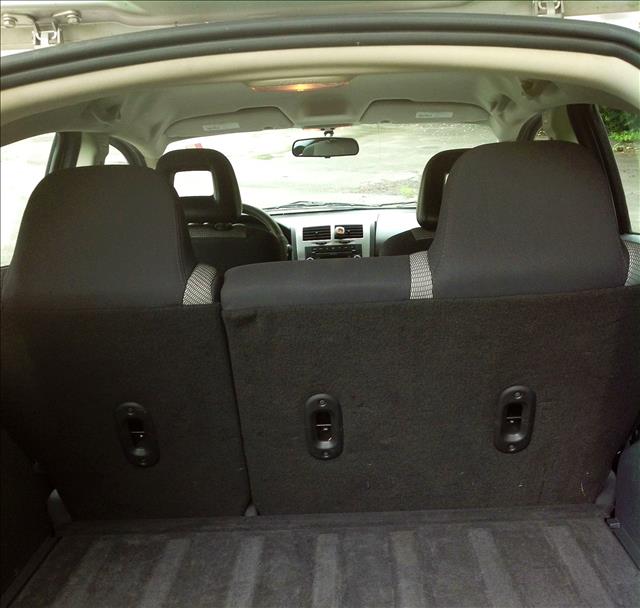 Dodge Caliber 2009 photo 4