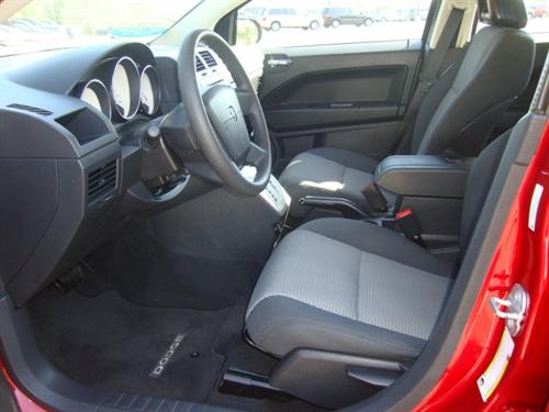 Dodge Caliber 2009 photo 4