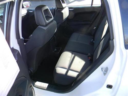 Dodge Caliber 2009 photo 3