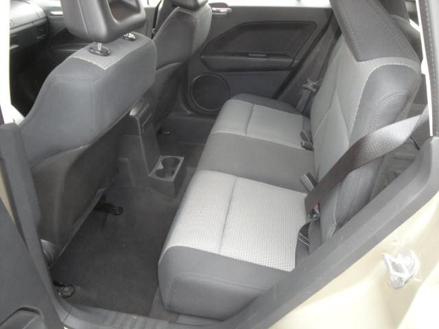 Dodge Caliber 2009 photo 5