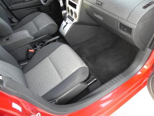 Dodge Caliber 2009 photo 4