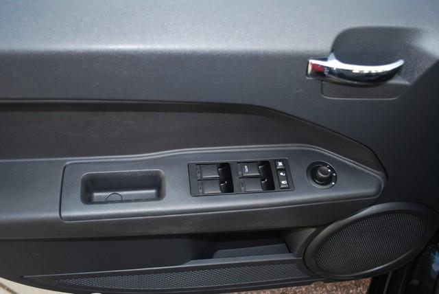 Dodge Caliber 2009 photo 4