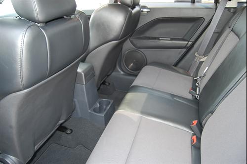 Dodge Caliber 4WD Reg 126.8 4.7L V8 (natl) 4x4 Other