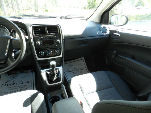 Dodge Caliber 2010 photo 4