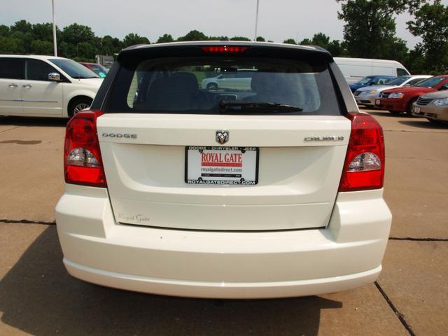 Dodge Caliber 2010 photo 4