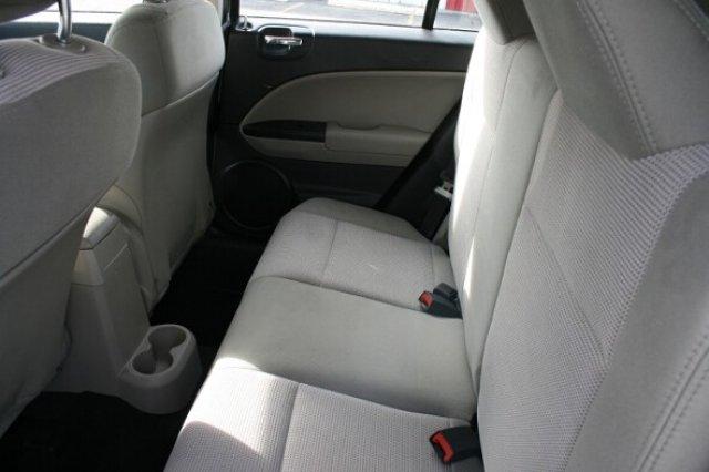 Dodge Caliber 2010 photo 3