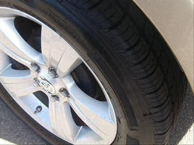 Dodge Caliber 2010 photo 1