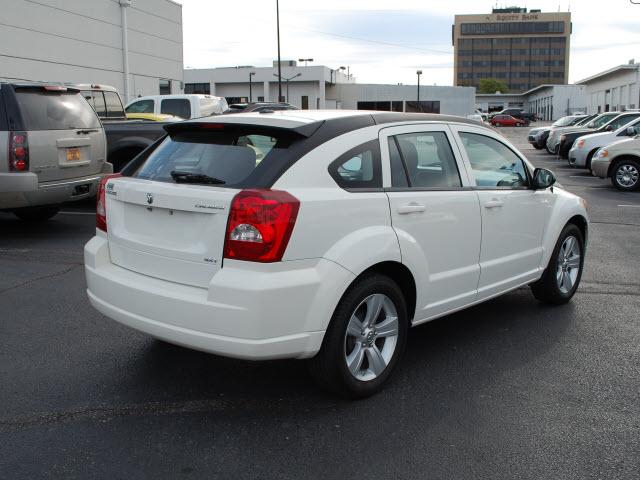 Dodge Caliber 2010 photo 4