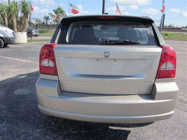 Dodge Caliber 2010 photo 2