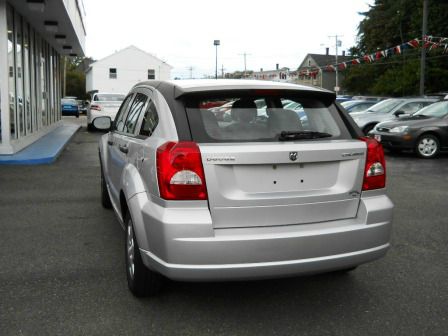 Dodge Caliber 2010 photo 1
