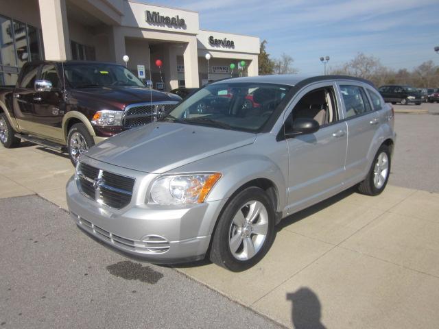 Dodge Caliber 2010 photo 1