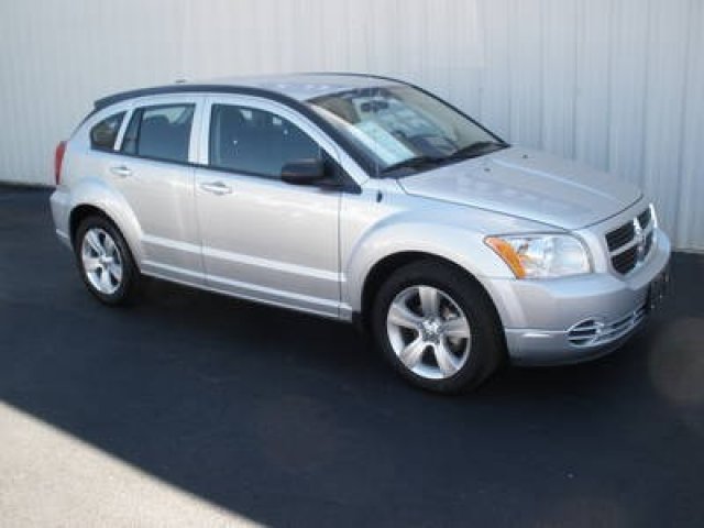Dodge Caliber 2010 photo 2