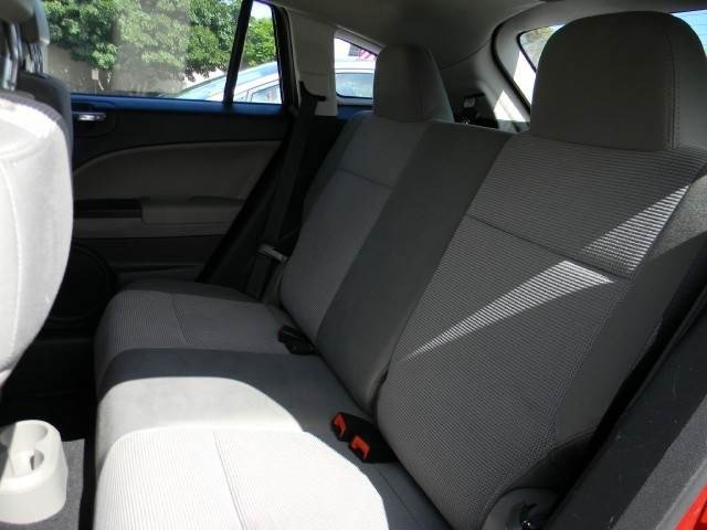 Dodge Caliber 2010 photo 5