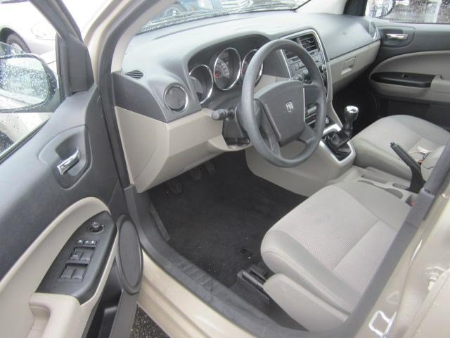 Dodge Caliber 2010 photo 5