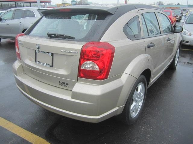 Dodge Caliber 2010 photo 3