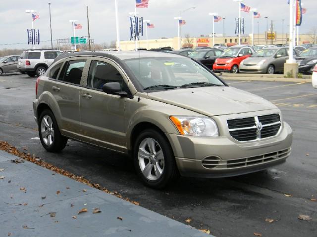Dodge Caliber 2010 photo 2