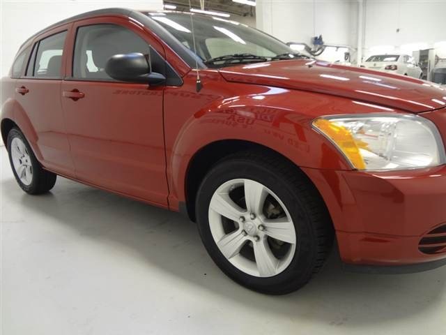 Dodge Caliber 2010 photo 2