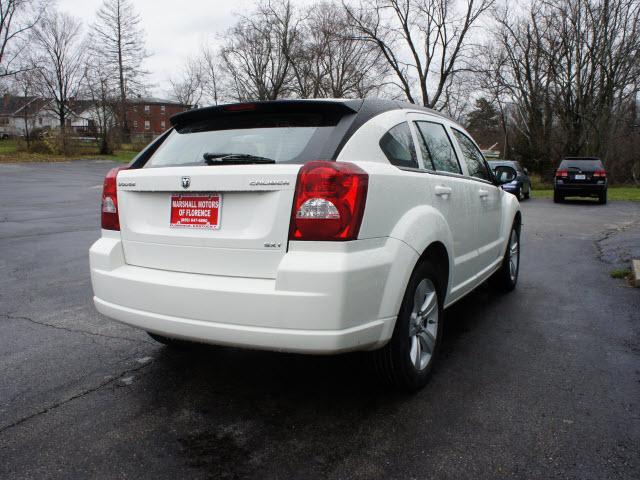 Dodge Caliber 2010 photo 1