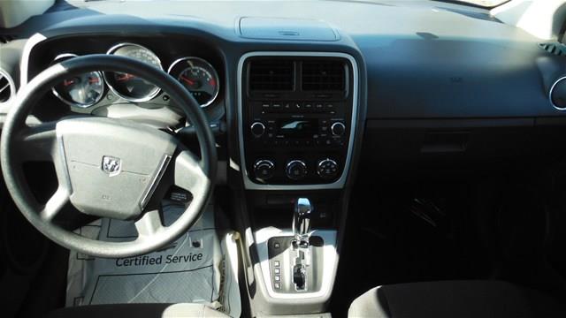 Dodge Caliber 2010 photo 8