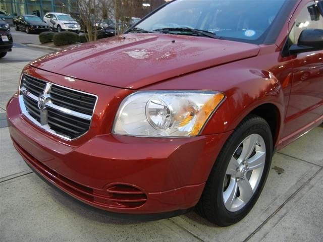Dodge Caliber 2010 photo 2